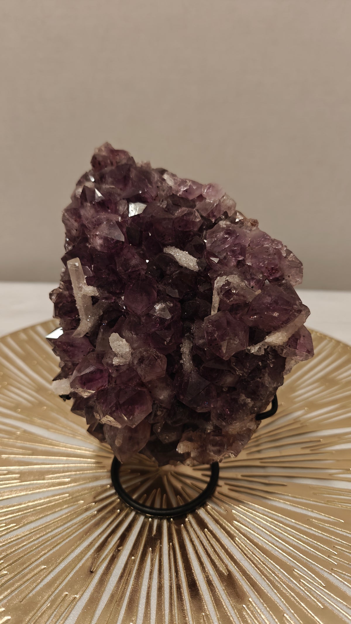 Cluster Amatista con Calcita