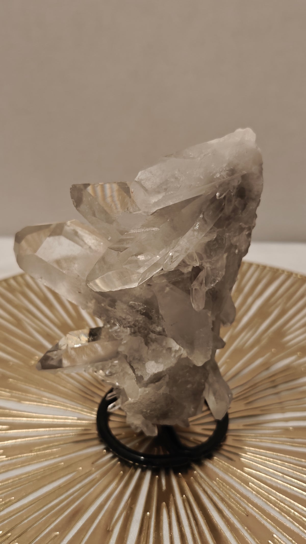 Cluster de Cuarzo Claro Fantasma " Phantom Clear Quartz"