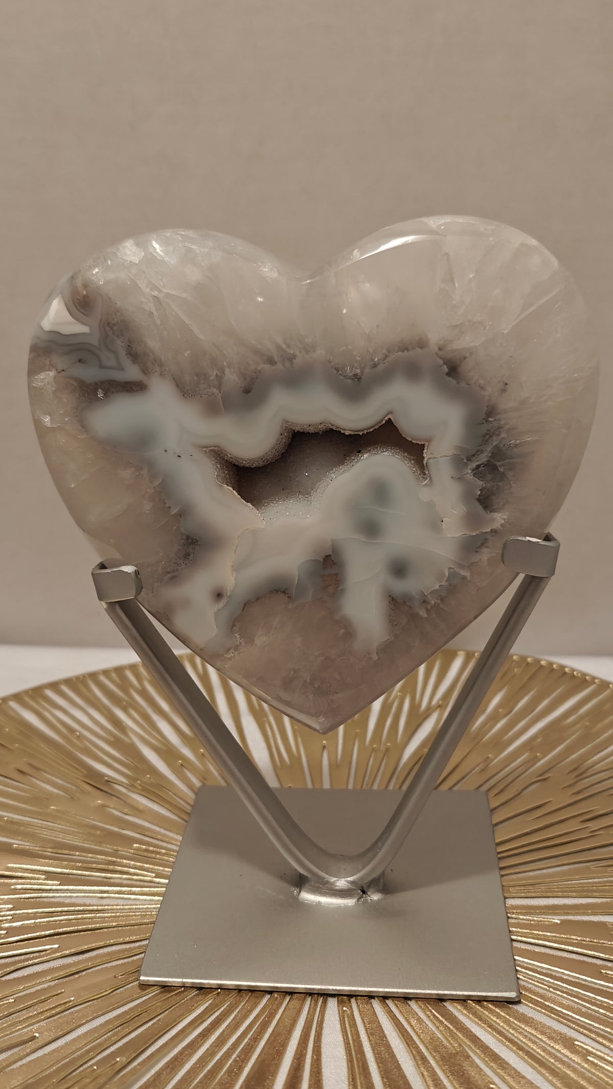 Corazón de Agata Blanca con Druzy en Stand