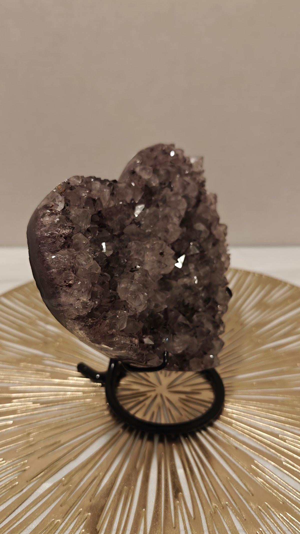 Corazón Amatista con Cacoxenita "Cacoxenite" y Jasper