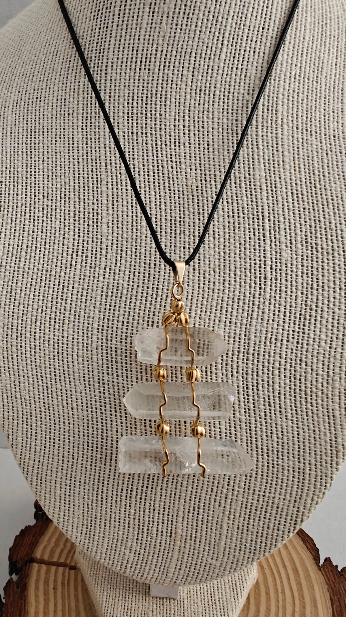 Pendant Triple (Triple Crystal Pendant)