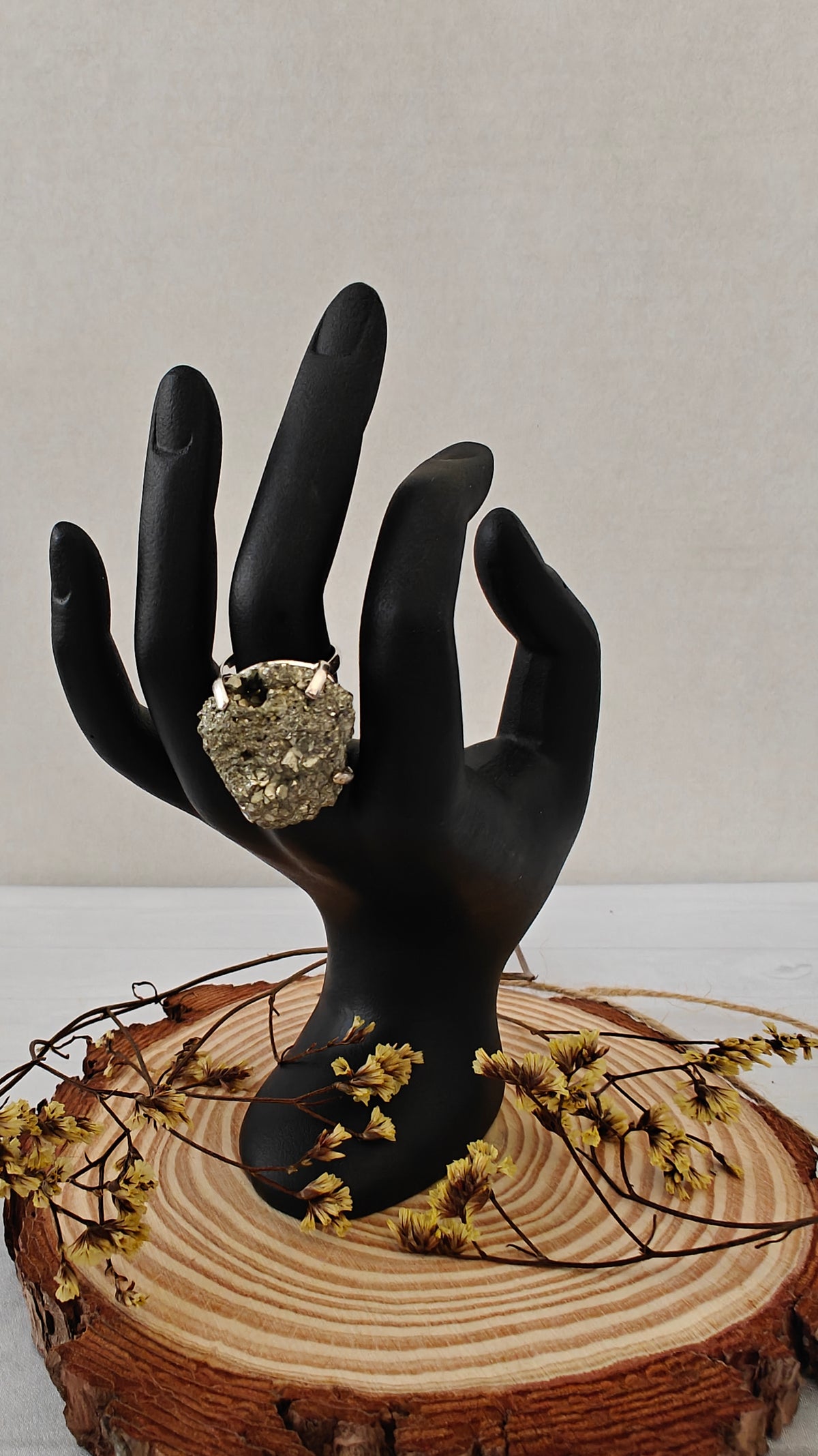 Sortija Pirita Ajustable Enchapada en Oro o Plata "Silver and Gold Plated"