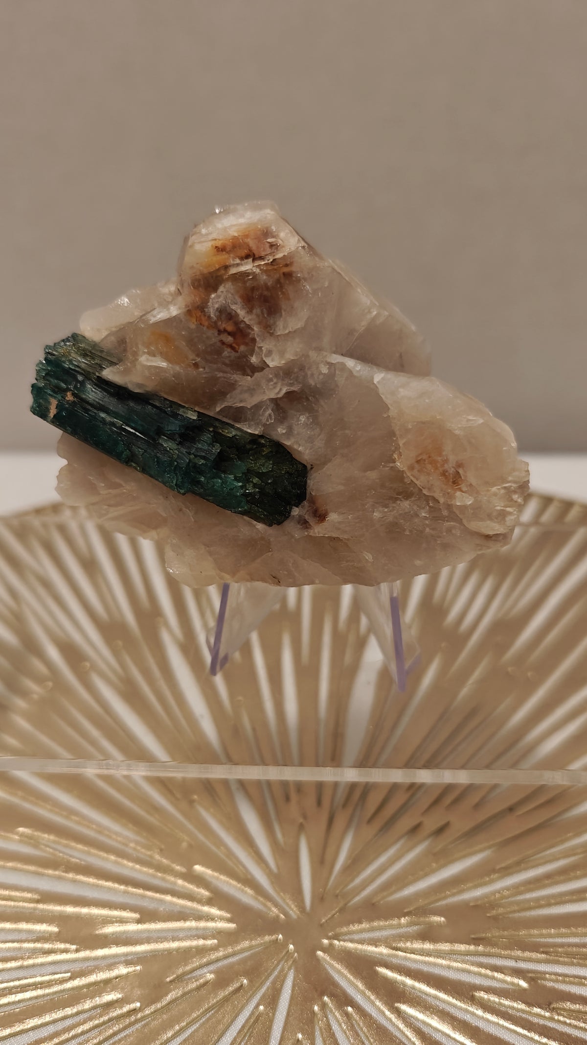 Turmalina Verde y Azul en Cuarzo / Pieza de Colección